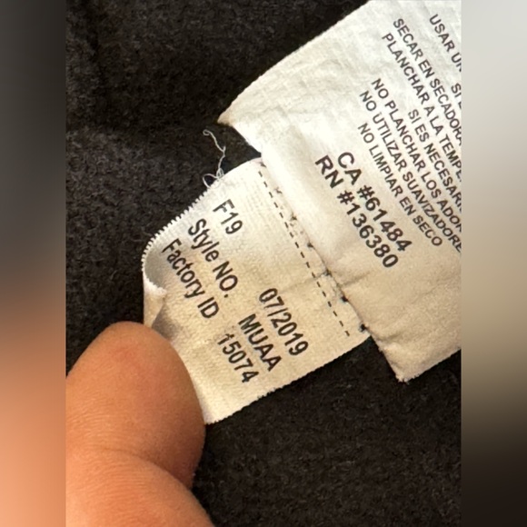 Mens Fanatics Calgary Flames Authentic Pro Rinkside Pullover Hoodie NHL - Picture 14 of 14